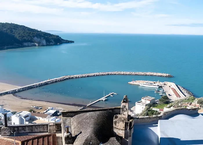Vico Lungo 9, *